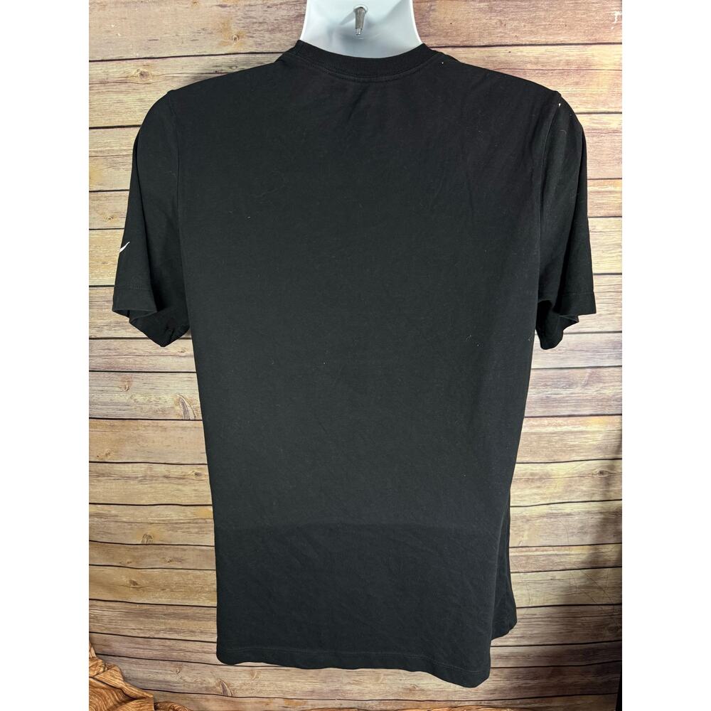 NIKE KOBE BLACK MAMBA SHIRT — Stockings Graphic Basketball Tee Men's M - Picture 3 of 6
